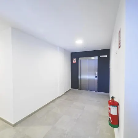 Cubo's Marques With Free Parking Apartment *